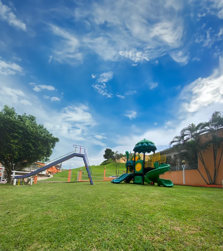 Green areas with play equipment