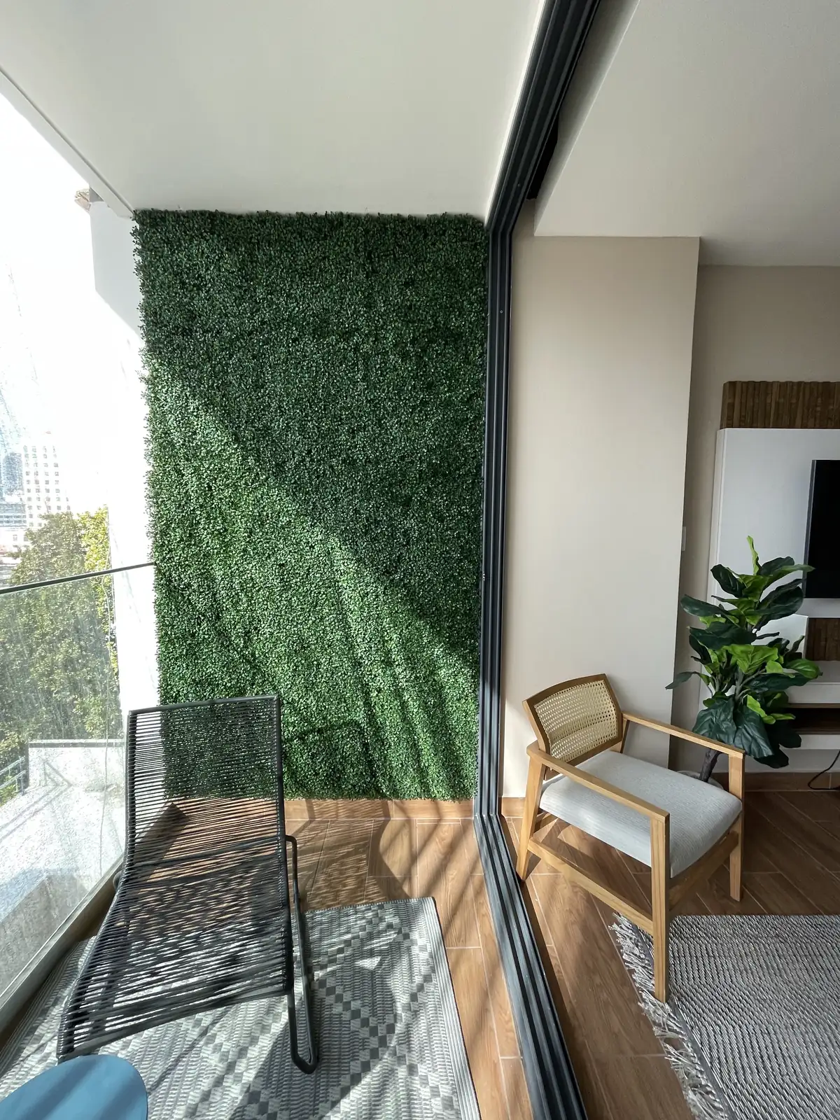 Around Sky Swiss