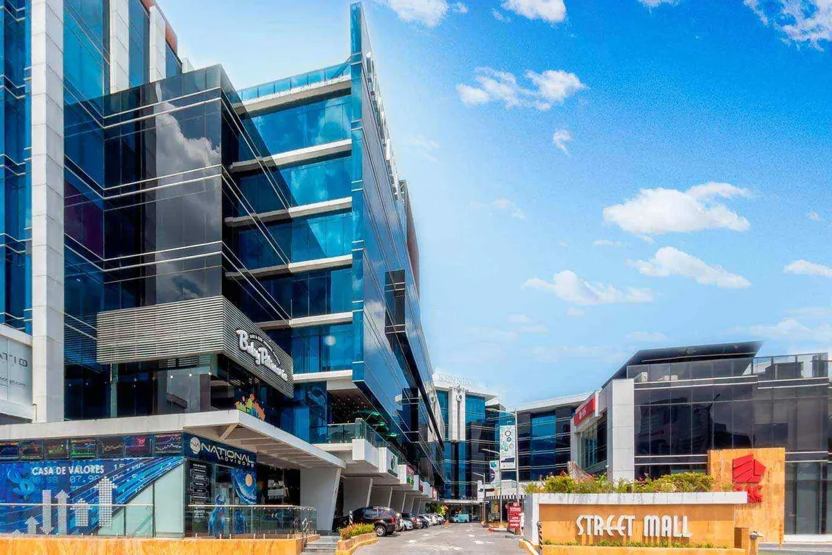 Edificio Street Mall en San Francisco, Ciudad de Panamá, sede de Urbania Developer