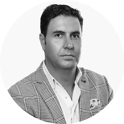 Juan Antonio Clavería, CEO · Socio de Urbania Developer